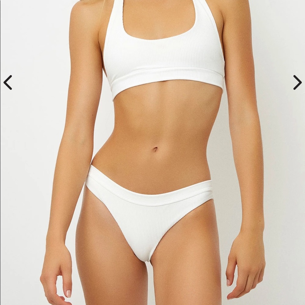 Frankie’s Bikinis White Ribbed Bottom